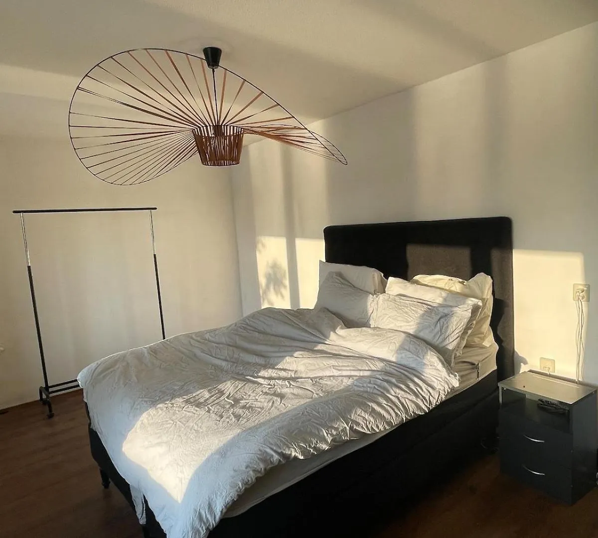 Large West Amsterdam Apartment With Balcony 0*,